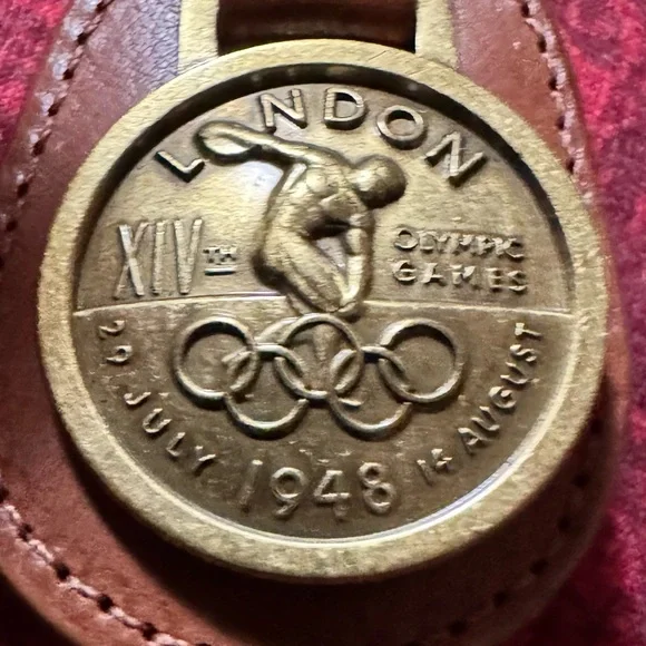 COACH 1996 Ltm Ed Centennial Olympics Key Fob Collection (London) - EUC